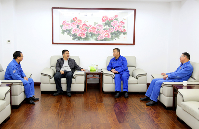  新安縣縣委常委、宣傳部部長王宜陽到萬基控股集團調(diào)研