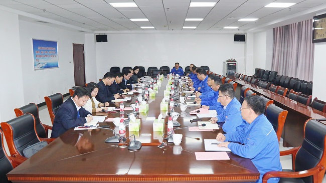 洛陽國宏投資控股集團黨委副書記、總經(jīng)理郭義民一行 到萬基控股集團調(diào)研