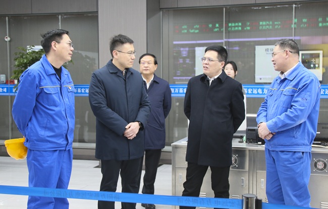 洛陽市副市長(zhǎng)陳劍鋒到萬基控股集團(tuán)調(diào)研